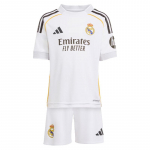 Adidas - Vaiki&scaron;kas Real Madrid Futbolo Sportinis Laisvalaikio Trumpomis Rankovėmis Komplektas - JN8870 104