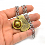 Anime One Piece karoliai Luffy &scaron;iaudinė skrybėlė ir kaukolės logotipas &Scaron;uns žymė Pakabukas Vyrams Madingi kaklo aksesuarai Papuo&scaron;alai Figūriniai Žaislai