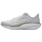Nike Quest 6 patogūs, universalūs, kvėpuojantys bėgimo bateliai vyrams, pilkai balti, FD6033-012 40.5