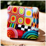 Les Tr&eacute;sors De Lily [Q0005] - Bague artisanale 'Colombine & Arlequin' multicolore - 22x22 mm