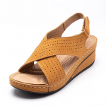 Moteri&scaron;kos basutės Peep Toe Heels Sandalai Batai moterims Patogūs plei&scaron;tiniai batai Platforma Prabangi vasarinė avalynė 37 smėlis
