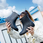 madingi 2024 m. Vyri&scaron;ki lietaus batai Tendencija Įslystami Vandeniui atsparūs Darbiniai batai vyrams Platforminiai lietaus batai Žvejybos galo&scaron;os Nauji Unisex Aulinukai 35