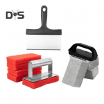 11 vnt. keptuvės valymo rinkinys Profesionalus grilio valymo įrankių rinkinys su 2 rankenomis, 1 grandikliu, 3 akmenimis ir 5 &scaron;epečiais Kar&scaron;čiui atsparus gilaus valymo grilis 1 Set