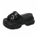 Mada 8CM Neslystantys lauko Auk&scaron;tos platformos Kalnų kri&scaron;tolo mulų batai Moteris Nauji vasaros sandalai Moteri&scaron;ki prekės ženklo dizaino Bling Plei&scaron;tiniai &scaron;lepetės 34 juoda