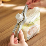 Maisto mai&scaron;elių segtukai Virtuvės laikymas Maisto sandarinimo žnyplės Drėgmei atsparus spaustukas &Scaron;viežumą i&scaron;laikantis sandarinimo segtukas Skirtas maisto laikymo mai&scaron;elių segtukas pilka spalva