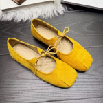 Madingi moteri&scaron;ki plok&scaron;čiapadžiai mink&scaron;ti batai 2025 m. rudens mada Suede seklios loafer tipo bateliai Laisvalaikio sportiniai kedai Laisvalaikio klasikiniai jaukūs Zapatos Mujer 35 geltona