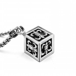 Naujas Europos ir Amerikos Retro Punk Rock Gotikinis Madingas Vyri&scaron;kas Cro Berniuko Gėlės Titano Plieno Karoliai Pakabukas 50CM(Necklace Size) sidabras
