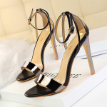 &bdquo;BIGTREE Fashion&ldquo; naktinis klubas &bdquo;Fe Heel Ultra High Heel&ldquo; tu&scaron;čiaviduriai spalvos, atitinkančios vienos linijos moteri&scaron;kos basutės 38 bronza