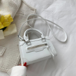 Moteri&scaron;kas mažas PU odinis pečių krep&scaron;ys Moteri&scaron;kas vintažinio kvadratinio užtrauktuko dizaino Crossbody krep&scaron;ys 20x7x13.5cm balta