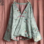 Johnature Women Vintage Print Gėlėti parkai V formos i&scaron;kirpte ilgomis rankovėmis &scaron;ilti rudeniniai paltai Lininiai kini&scaron;ko stiliaus parkai su viena saga