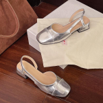 Madingi universalūs basutės su žemu kulnu 2025 m. vasaros kvadratinės nosies storu kulnu krep&scaron;io galvos tu&scaron;čiavidurės basutės moteri&scaron;ki batai žemo kulno tu&scaron;čiavidurės basutės 39