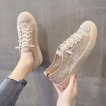 Moteri&scaron;ki batai i&scaron; plok&scaron;čio tinklelio i&scaron;kirpti ploni, mink&scaron;ti dugnai, kvėpuojantys drobiniai batai, paprasti, laisvalaikio stiliaus pavasario ir vasaros