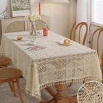 Medvilninė nėrinių nerta staltiesė Austa tu&scaron;čiavidurė stačiakampė staltiesė Plaunama staltiesė vestuvių vakarėliui vakarienei banketui Prabangus stalo užtiesalas H60xL60cm