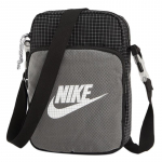 Nike Petne&scaron;ėlės Rankinės Juoda Pilka Spalva Laisvalaikio CV1408-010 Laisvalaikio CV1408-010 juoda pilka spalva