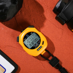 ULTRAK DT495A Chronometras: 100 ratų chronometras su 3 eilučių ekranu lengvosios atletikos treniruotėms Blue
