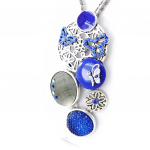 NOA [H8992] - Collier Cr&eacute;ateur 'Carmen' bleu mėlyna