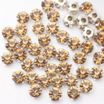 Reklama Ss12 -Ss40 Crystals Claw Cup Kalnų kri&scaron;tolas Blizgūs Strass Akmenys Metalo pagrindo Audinys Karoliukai Rankdarbiai Top Kalnų kri&scaron;tolas drabužiams 7mm 100pcs