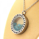 Pierres et Min&eacute;raux. Collier Apatite Paraiba brut. Mod&egrave;le Alphabet.