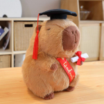 Kūrybingas 20 cm dėvimas koledžo paltas i&scaron;kam&scaron;ytas pliu&scaron;inis kapibara gyvūnas super mink&scaron;tas juokingas lėlė baigimo gimtadienio dovana studentams dekoras about 25-28cm