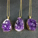 Natūralaus neapdoroto ametisto pakabukas, ametisto danties kristalų geodos vėrinys, žaliavos mai&scaron;elis, dovanų mai&scaron;elis motinos dienai Phnom Penh. ametistas