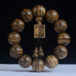 Klasikinė 20 mm rankų darbo medžio raižiniais karoliukų apyrankė su pakabuku vyrams ir moterims, papuo&scaron;alas dovana