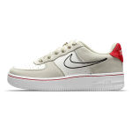 Nike Air Force 1 LV8 S50 GS &Scaron;viesus akmuo Universitetinis raudonas Vaikų sportbačiai Kremas Burės Juoda DB1561-100 36.5