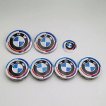 7 vnt. BMW emblemos rinkinys 82 mm 74 mm 45 mm 56 mm 68 mm Automobilio priekinio dangčio logotipas Galinės bagažinės ženklelis Ratų centrinių dangtelių lipdukas ant vairo 82 74 56x4 45