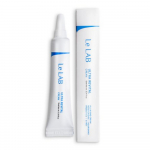Le LAB Ultra Revital Cream 10ml Y zonos kremas, drėkiklis, padeda i&scaron;vengti niežulio ir uždegimo bei slopina bakterijų augimą.