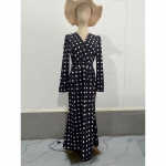 Pavasario ir rudens moteri&scaron;ka suknelė Pra&scaron;matni prancūzi&scaron;ka ta&scaron;kuota suknelė Temperamento V formos i&scaron;kirpte klubų suknelė Suri&scaron;ama juosmeniu plonas apatinis sijonas S