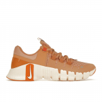 Nike Free Metcon 5 Gintaro rudumo Stovyklavietės oranžinės spalvos moteri&scaron;ki sportbačiai Guava-Ice Monarch DV3950-200 35.5