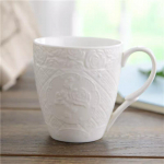 Europos balto porceliano reljefinis rožinis kavos puodelis Bone China Vintage pusryčių pieno puodelis Biuro arbatos puodelis Gėrimai