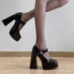 Moteri&scaron;ki batai Kar&scaron;tas i&scaron;pardavimas Dirželiai su sagtimis Moteri&scaron;ki auk&scaron;takulniai Madingi kvadratinės nosies Suknelės auk&scaron;takulniai Moteri&scaron;ki vienspalviai Mary Jane batai 35