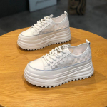 Paslėpti kulno balti batai moteri&scaron;ki tinkliniai kvėpuojantys vasaros nauji maži ploni platforminiai batai su platforma mada 40 žalia