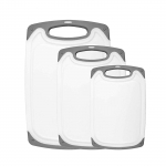 &bdquo;Liggttle&ldquo; plastikinių pjaustymo lentų rinkinys i&scaron; 3 su sulčių grioveliais ir &bdquo;Easy Grip&ldquo; rankena One Size pilka spalva