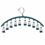 1 vnt lenktos formos kabykla, metalinės jogos kelnių pakabos, kelnių kabykla su 10 skalbinių segtukų, vietą taupančios pakabinamos pakabos, spintos dėtuvė su guma padengta,