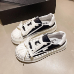 Muffin Platform White Shoes Moteri&scaron;ki pavasario nauji universalūs batai Laisvalaikio sportiniai čiuožimo batai