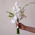 Ne&scaron;iojamas Phalaenopsis orchidėjų vestuvinis puok&scaron;tė Calla lelija PU Vestuvinė gėlė Satino audinys Dirbtinių gėlių puok&scaron;tė smėlis