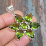 Peridoto brangakmenis rankų darbo masyvus 925 prabos sidabro papuo&scaron;alas pakabukas Padėkos dienai 2.48 Inches žalia