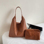 Retro peties rankinė, kasdienė mink&scaron;tos odos rankinė po pažastimi ir populiari pintų kelioninė rankinė ruda