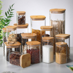 Boro silikatinio stiklo laikymo indas su bambuko dangteliu arbatai, grūdams, saldainiams 60*150 (400ml with bamboo lid) 120 pieces per box
