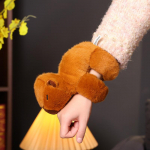 Kapibaros pliu&scaron;inis žaislas &bdquo;Capybara Clap Circle&ldquo; apyrankė, pliu&scaron;inis žaislas &bdquo;Capybara Clap Circle&ldquo; apyrankė, linksmas žaislas vaikams, mergaitėms 25cm