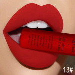 QIBEST matinis skystas lūpų blizgis lūpų dažai, atsparūs vandeniui, ilgai i&scaron;liekantys Velvet Nude Red lūpų blizgesys, juodos spalvos lūpų blizgis 7 g