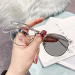Fashion Outdoor 2 in 1 Spalvą keičiantys akiniai nuo saulės, skirti Presbyopia Unisex Moterims Vyri&scaron;ki akiniai Apdailinti Photochromic Plus akiniai +1.0
