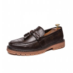 Nauji vyri&scaron;ki laisvalaikio batai įsispiriami madingi verslo suknelės mink&scaron;ti mokasinai loaferiai odiniai batai vyrams brogue retro oxford tipo batai vyrams 38 ruda