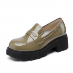 Loafers Batai Moteri&scaron;ki pavasario platforma Moteri&scaron;ki didelio dydžio batai Britų stiliaus mada Žalieji mokykliniai batai Moteri&scaron;ki 35 balta