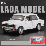 1/32 Scale LADA 2106 Diecast automobilių modelio žaislas, patraukiama atgal žaislinė transporto priemonė su garsu ir &scaron;viesa, skirta vaikams, mažiems berniukams, mergaitėms, dovanų kolekcija 1/32-14.5x5x5cm balta