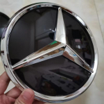 Automobilio 3D i&scaron;kilęs logotipas Priekinės grotelės Emblema Ženklelis Mercedes Benz W204 W205 W206 W213 W253 GLA GLK ML GL GLC GLE Priedai W253-new