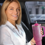 40OZ automobilių puodelis &Scaron;iaurės Amerikos naujas nerūdijančio plieno didelės talpos termoizoliacinis ne&scaron;iojamas ledas su rankena One Size rožinė