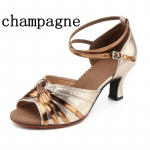 Naujos mados satino moteri&scaron;kos tango auk&scaron;takulniai Moteri&scaron;ki &scaron;okių batai &Scaron;iuolaikiniai lotynų salsos batai mergaičių vakarėlio kvadratiniai auk&scaron;takulniai sandalai 41