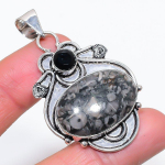 Natural Crinoid, Onyx Gemstone 925 Sterling Silver Jewelry Pendant 2.36 v9y08